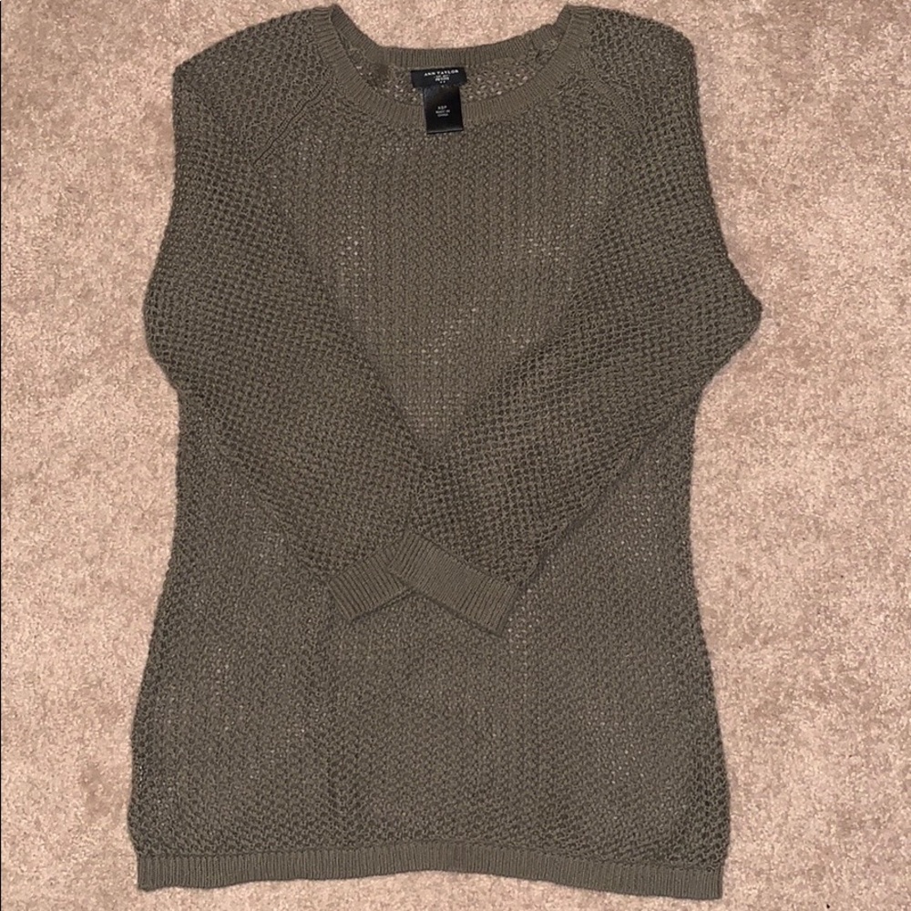 Ann Taylor Petites soft knit sweater XSP